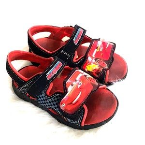 🚘 CARS-MOVIE 🚗 Toddler Boys light up sandals 7.5